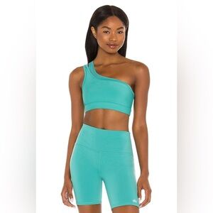 Alo Yoga Airlift Excite Bra